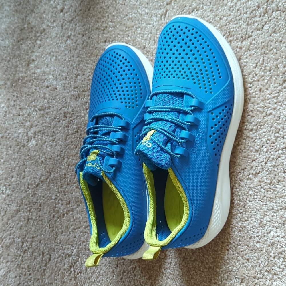 Crocs LiteRide tennis shoe